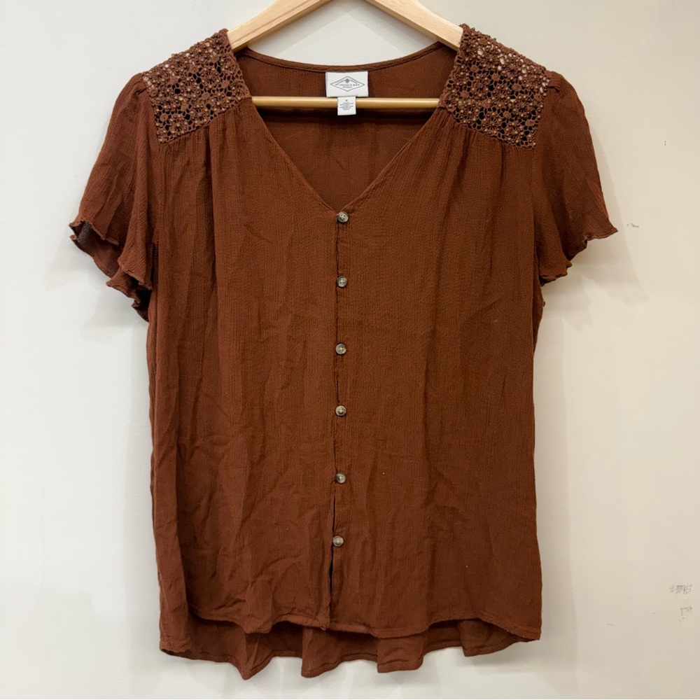 St. John Bay Crochet Beaded Shoulder Button-Front Brown Top size Small